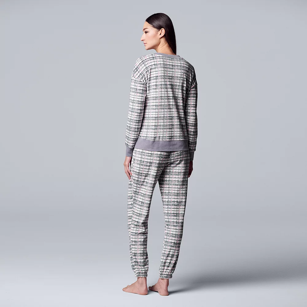 Petite Simply Vera Vera Wang Velour Pajama Top and Banded Bottom Pajama Pants Sleep Set 7 Petite Simply Vera Vera Wang Velour Pajama Top and Banded Bottom Pajama Pants Sleep Set - Image 5